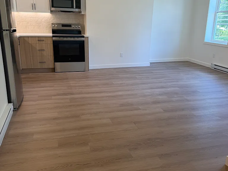 46 N Hamilton St #6 — Photo 7