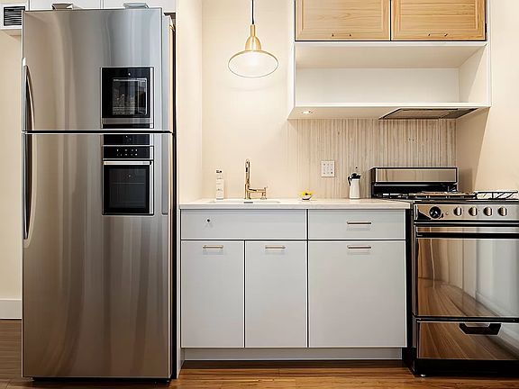 5th image of 291 Stockholm St #3B
