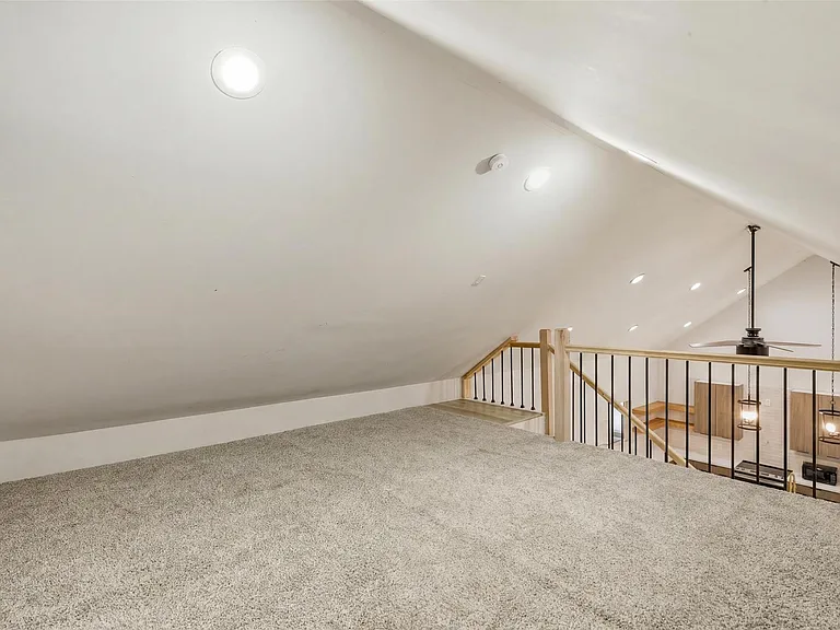 3209 Pennsylvania Rd — Photo 9