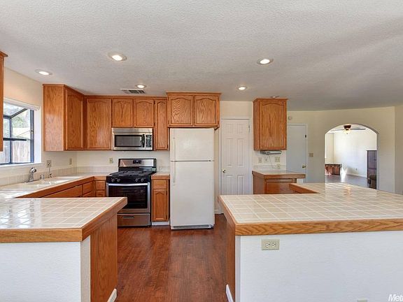 5th image of 7933 Alma Mesa Way