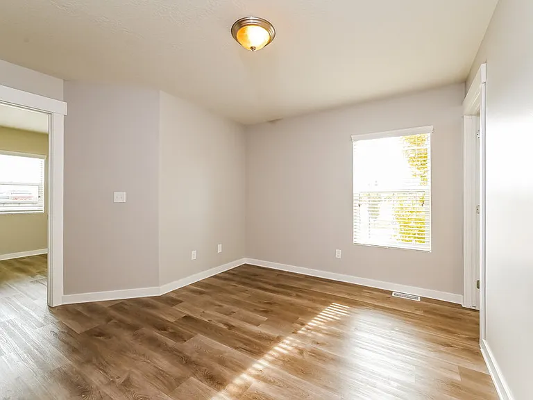 13368 S Moorfield Dr — Photo 14