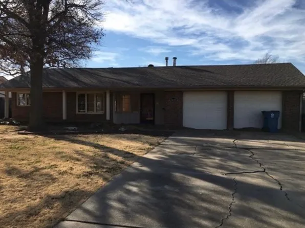 2809 Bella Vista Dr, Midwest City, OK 73110