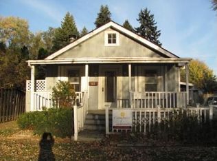 122 Independence Ave, Joliet, IL 60433