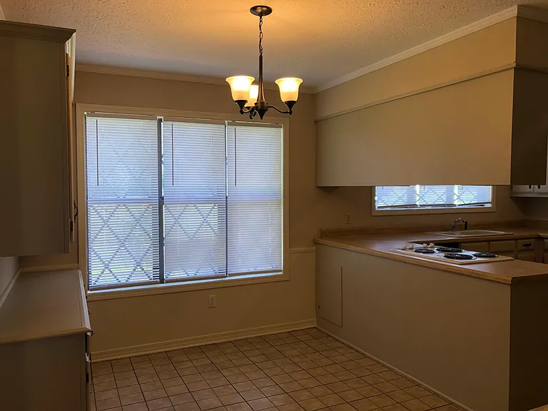 1041 Phillips Hill Rd — Photo 3