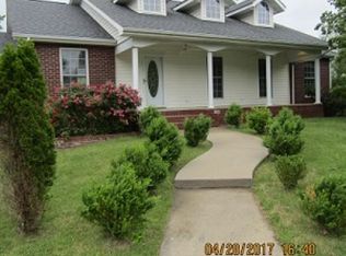 21 Cherry Tree Pl, Harrisburg, IL 62946