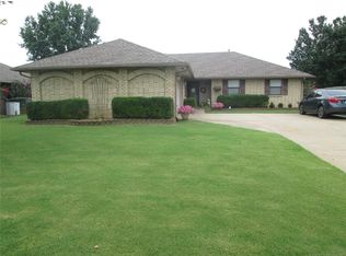 601 Gawf Ln, Muskogee, OK 74403