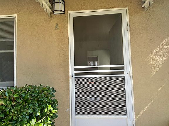 3rd image of 531 Cornell Dr APT A