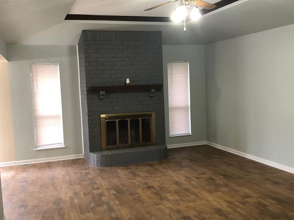 1st image of 2140 Monica St