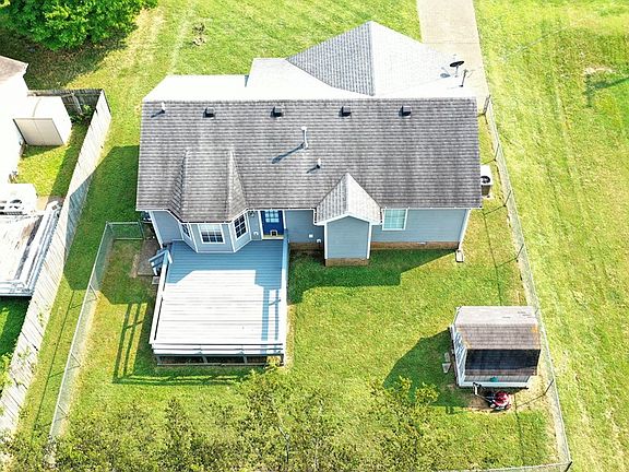 4th image of 522 Foxfield Rd