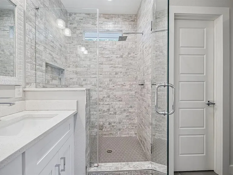 3703 Tower View Ct — Photo 23