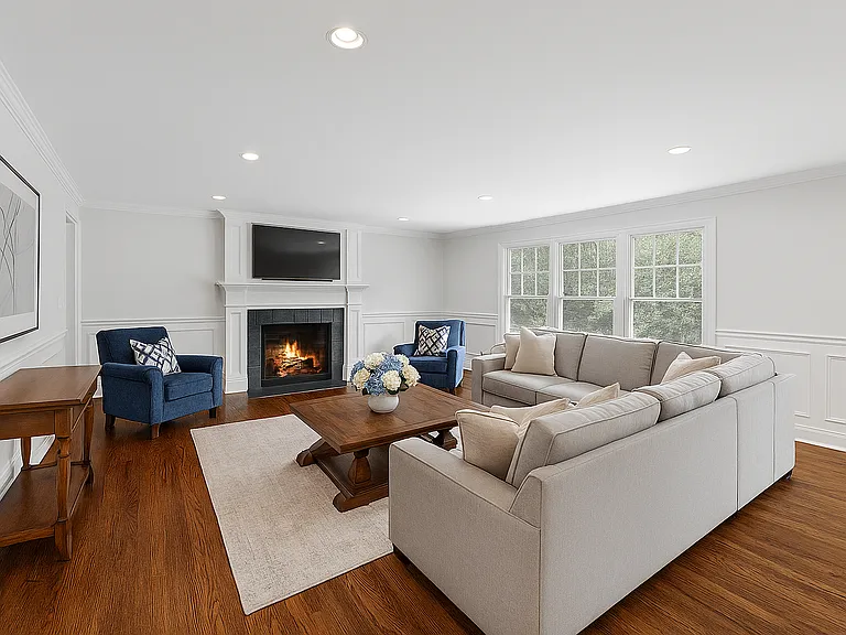 103 Warfield Way — Photo 11