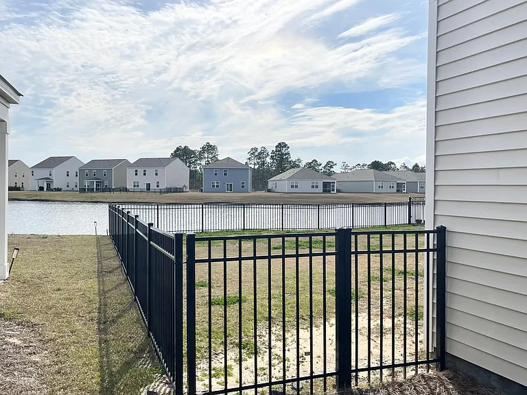 3197 Bells Lake Cir — Photo 33