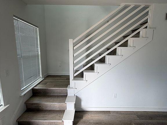 5th image of 1021 NE 18th St #A