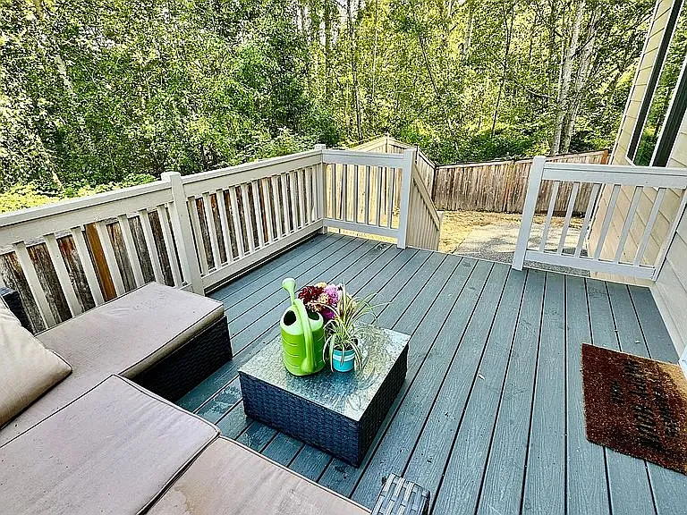 deck sits directly outside of the kitchen /family room for easy backyard entertaining