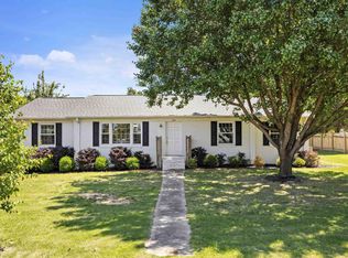 320 Mitchell Rd, Greenville, SC 29615