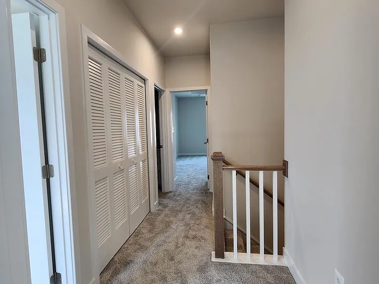 9400 Tanfield Dr — Photo 13