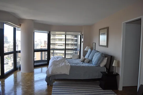 Rented by Corcoran | media 7