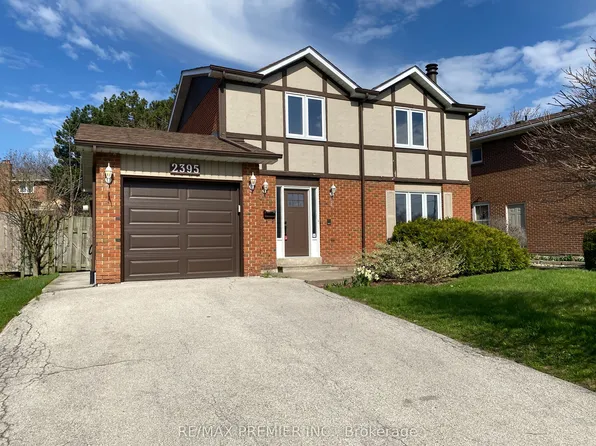 2395 Benedet Dr, Mississauga, ON L5J 4H5