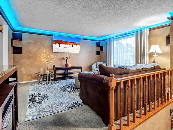 4th image of 6830 Canterbury Ct