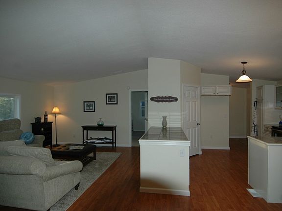 4th image of 18701 96th Ave NW