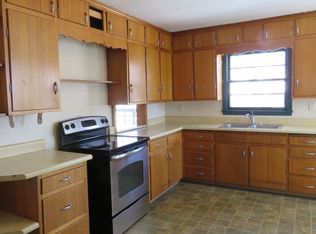 1122 4th St S, Moorhead, MN 56560