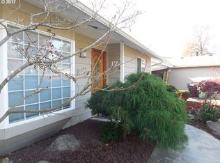 17 Independence Ct, Longview, WA 98632