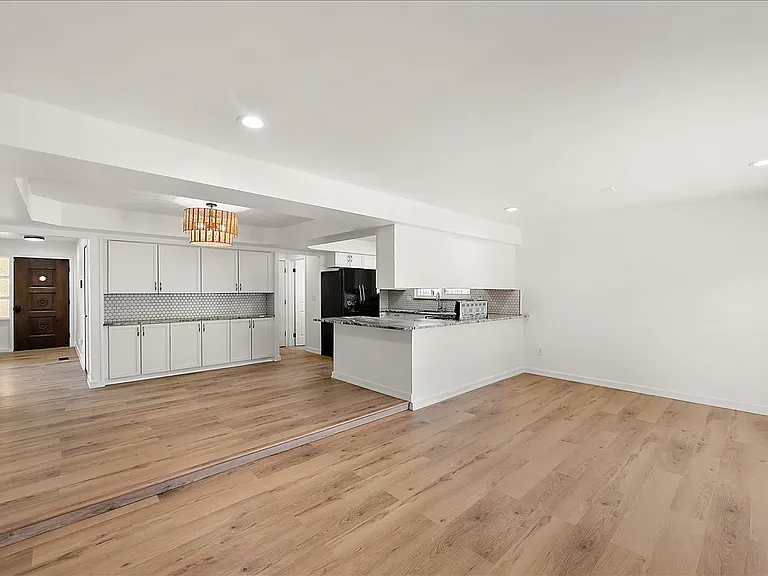 11489 Anna Lisa Dr — Photo 23