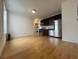 Rented by Hillel Realty Group