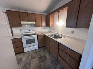 903-905 S Oak St #903, Delavan, IL 61734