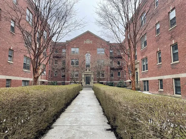 58 Elm St APT 14, Worcester, MA 01609