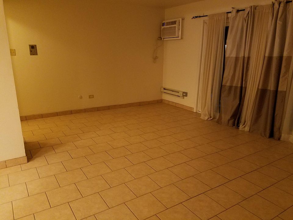 2nd image of 11030 S Ridgeland Ave APT 2