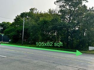N Wellwood Ave, LINDENHURST, NY 11757