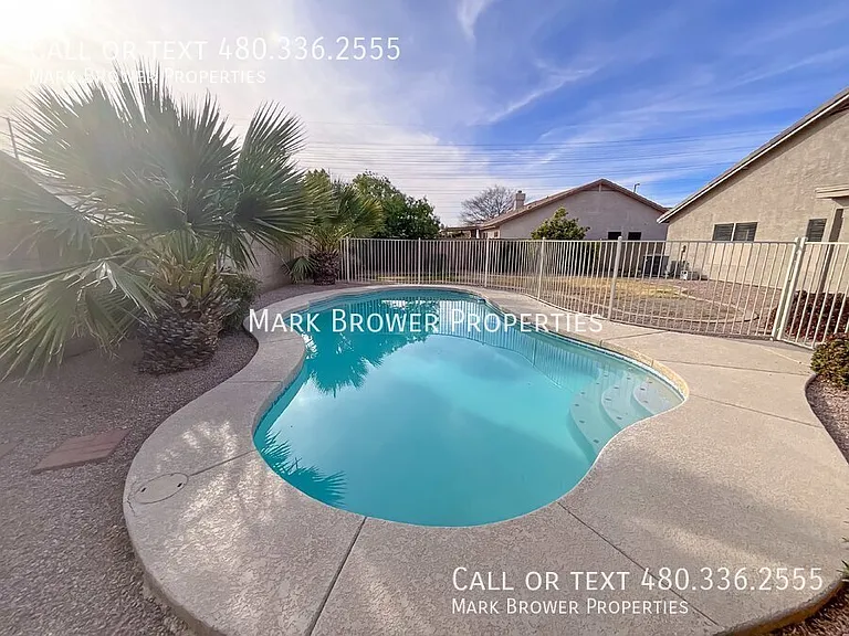 2041 E Rawhide St — Photo 20