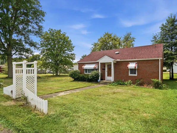 117 Hansbarger Ave, Baltimore, OH 43105