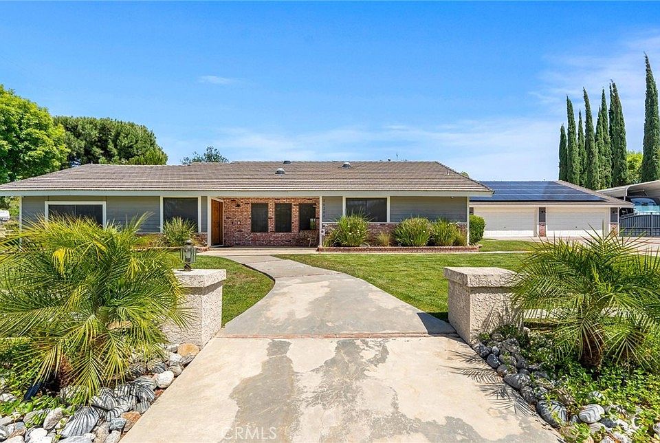 1st image of 26280 Thacker Dr