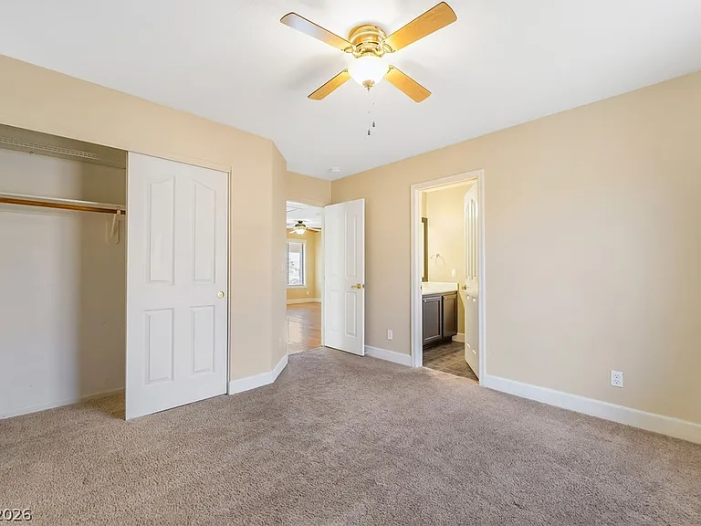 271 Pointe Ranier Ave — Photo 15