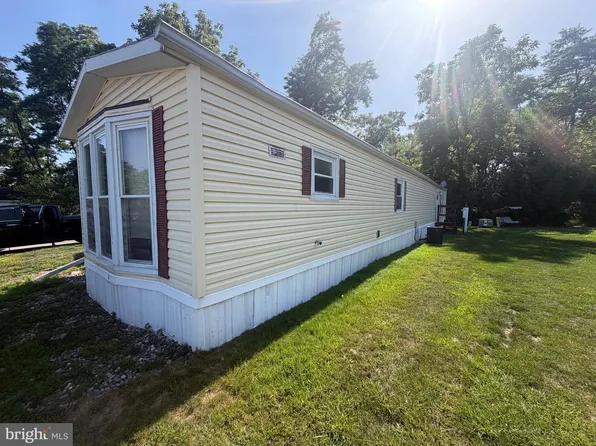 157 Linda Dr, New Oxford, PA 17350