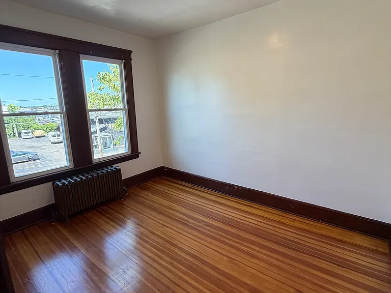 1 King St #1 — Photo 1