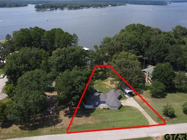 17928 W Lakeview Dr, Troup, TX 75789