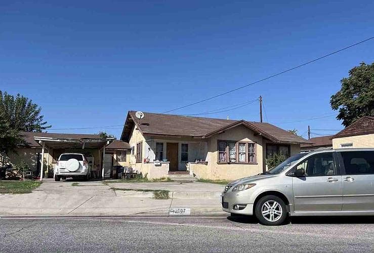 1st image of 10907 Weaver Ave