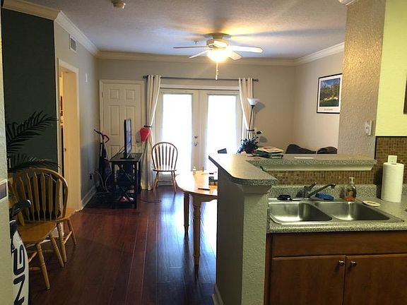 4th image of 206 E South St Unit 2033