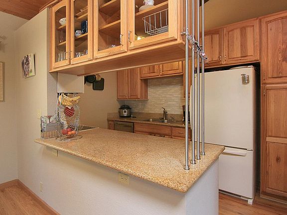 4th image of 292 Anchor Ct