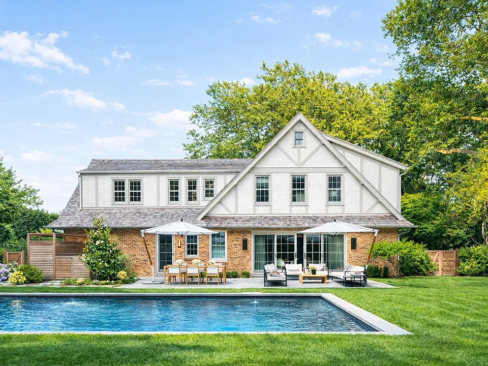 68 Mill Hill Ln