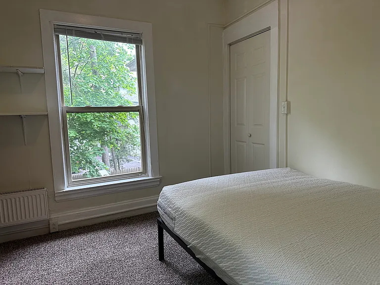 110 Heights Ct #6 — Photo 8