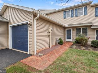 2633 Grandview Park Dr #39, York, PA 17408