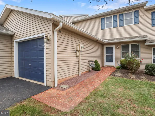 2633 Grandview Park Dr #39, York, PA 17408