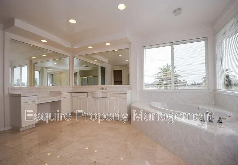2895 Diamond Dr — Photo 14