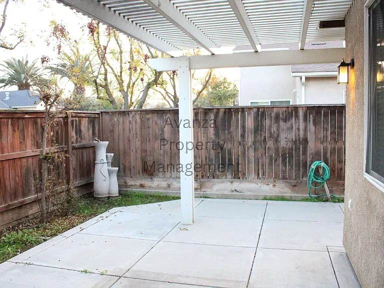 4071 W Peach Tree Ln — Photo 24