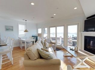 549 Sumner St #B, Boston, MA 02128