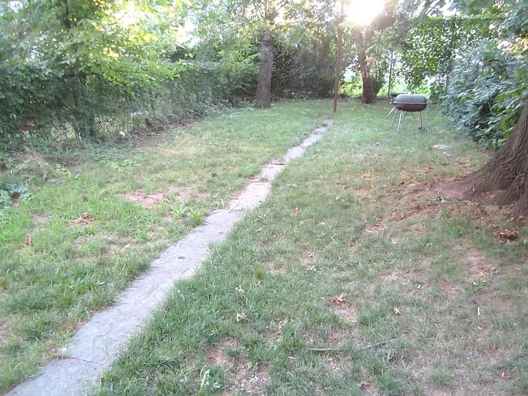 482 Irvine Turner Blvd #2 — Photo 6